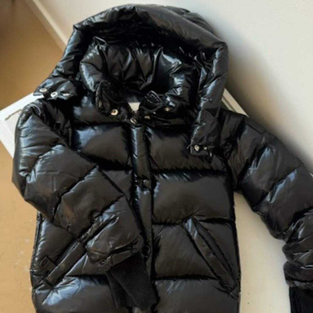Sam stunner Puffer jacket in black size 4